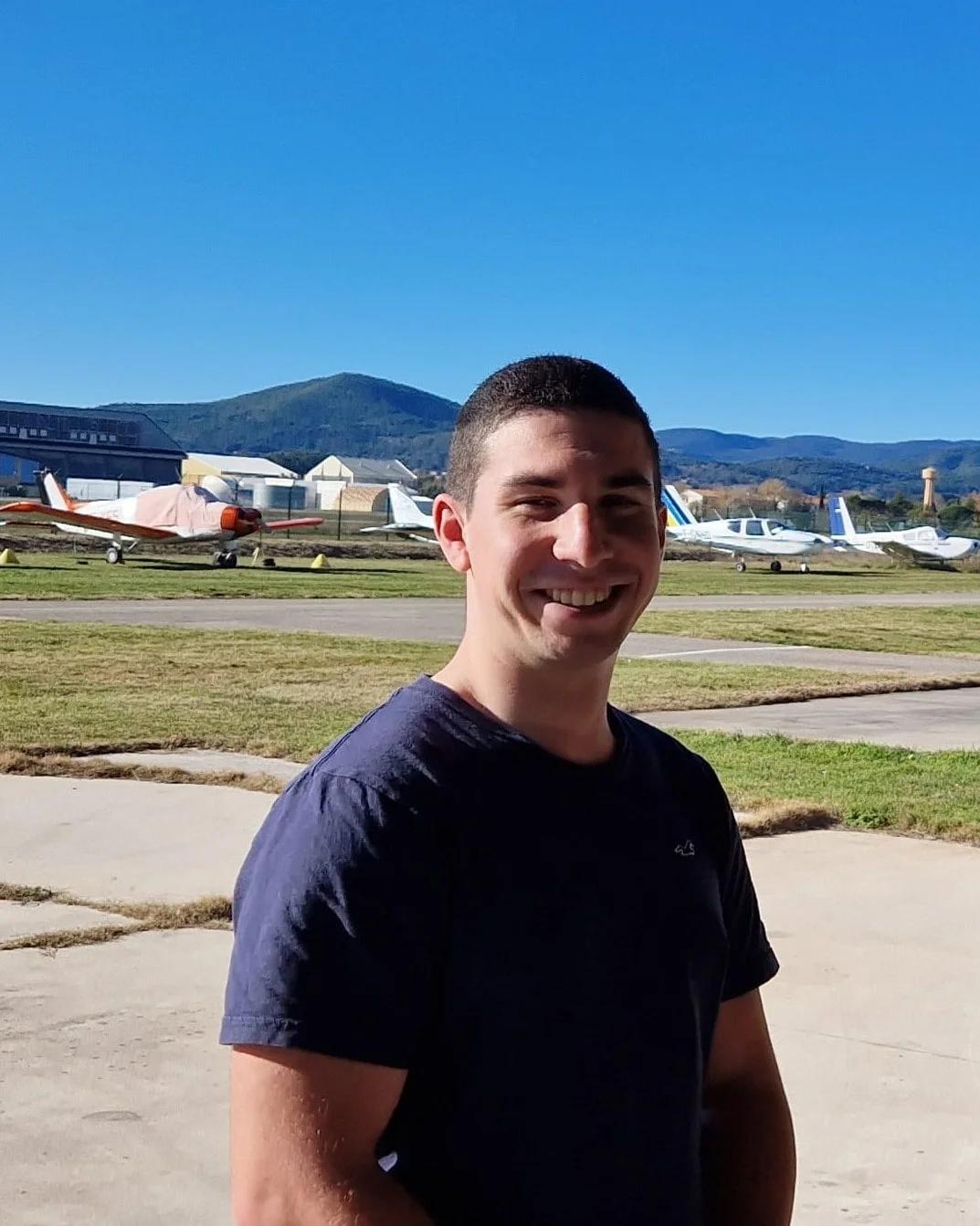 Théo Cardaillac , pilote ulm et ambulancier